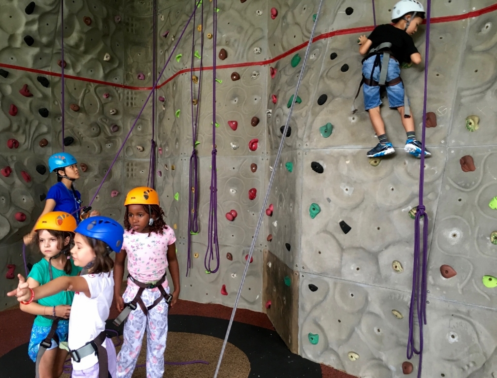 Village Camps International Summer Camp VDC Singapore 2017-07-28 https://www.villagecamps.com/journals_admin/images/1693-3645-IMG_9541 (1024x779).jpg